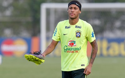 168电竞精华-伊朗足球少年队国际邀请赛夺冠